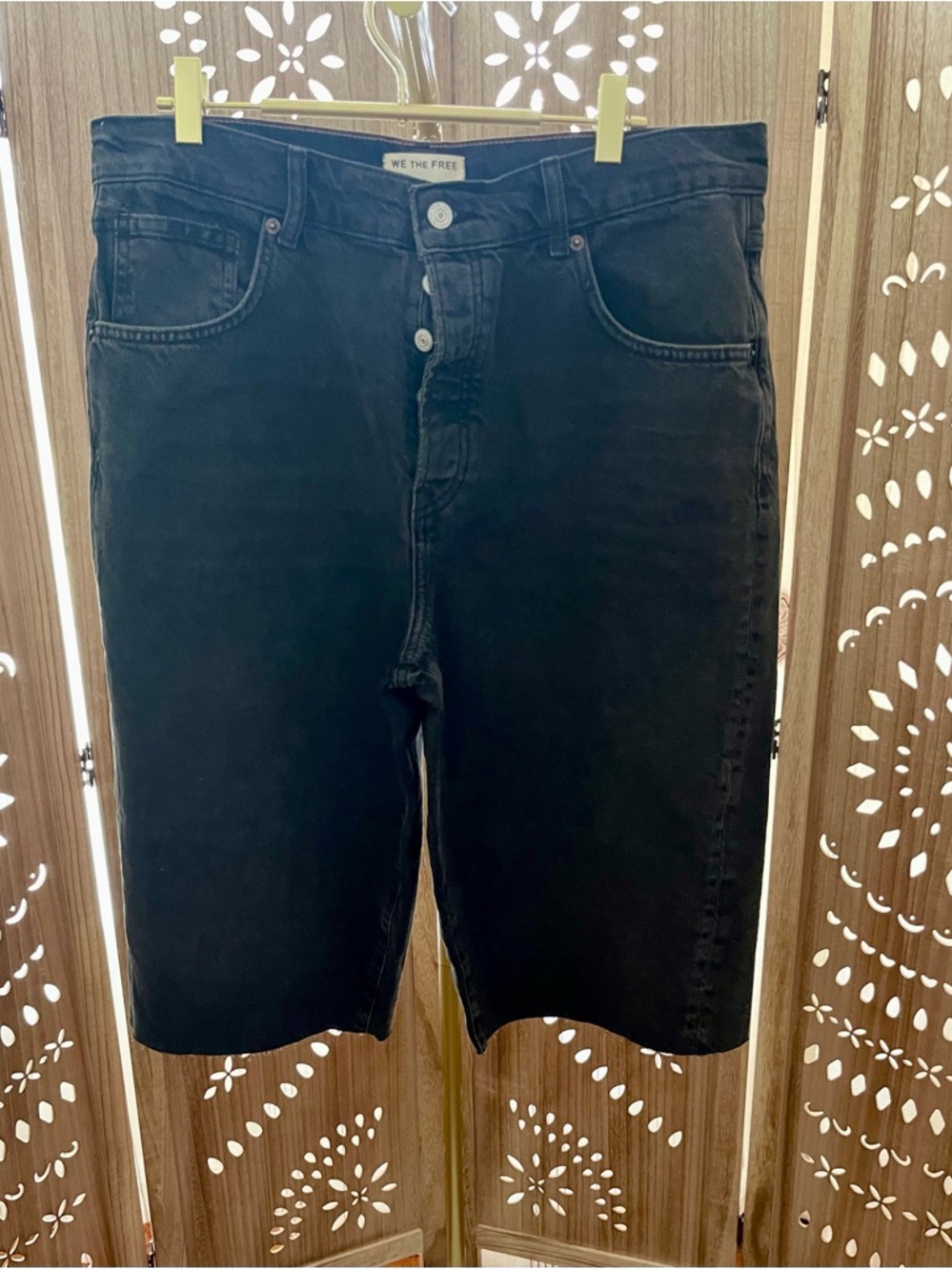 NWOT We The Free button fly black Bermuda  Shorts with raw edge hem